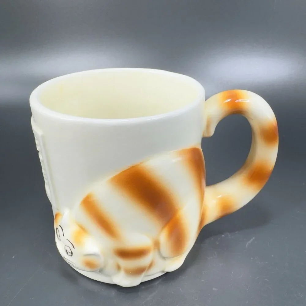 Quon Quon QQ Japan Ceramic Coffee Mug Cup‎ Kitty Cat Shaped With Mouse Mug Cup